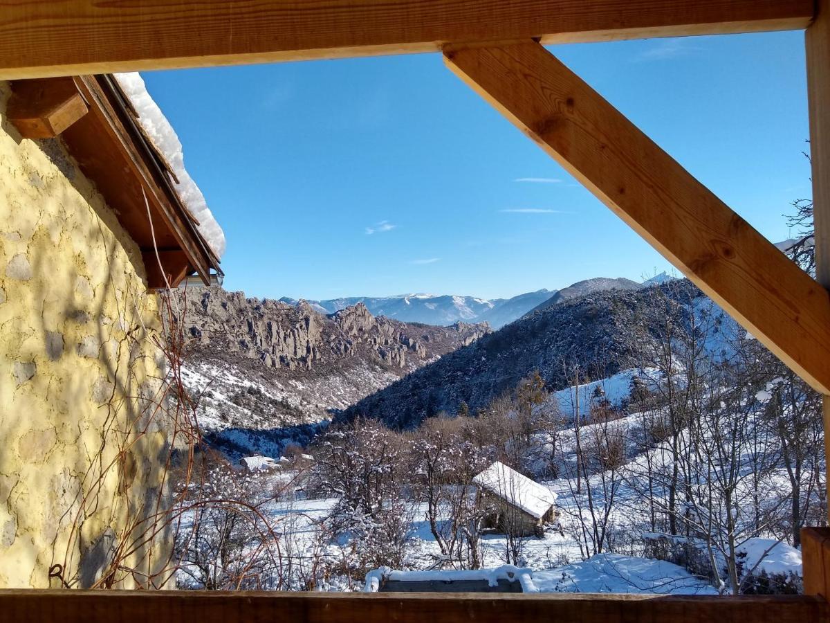 Villa Maison avec vue splendide, au calme à Sigottier Extérieur photo