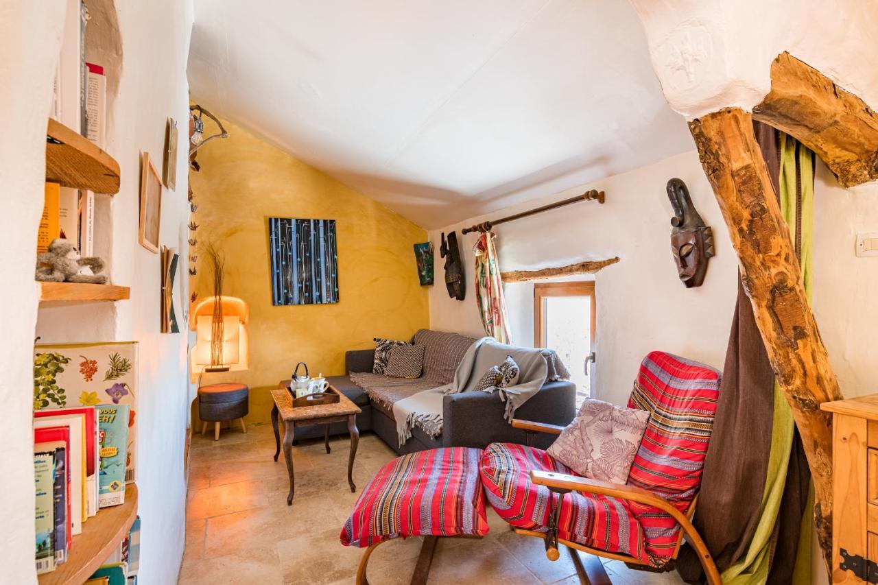 Maison avec vue splendide, au calme Sigottier Extérieur photo